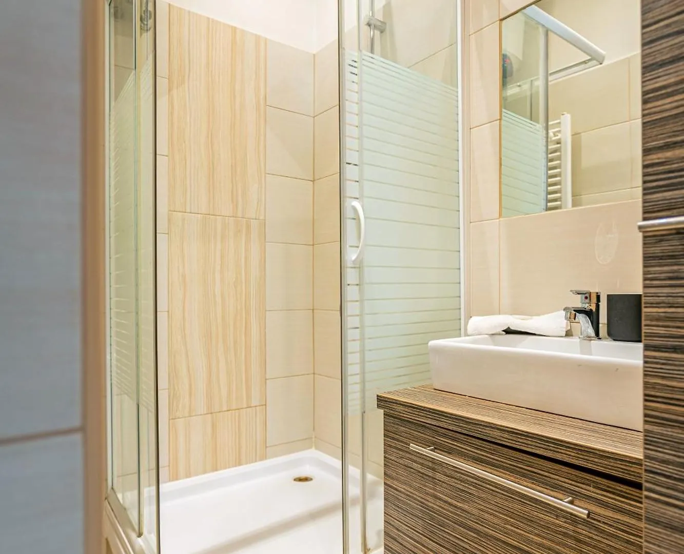 Velvet Vista Apartment Budapest